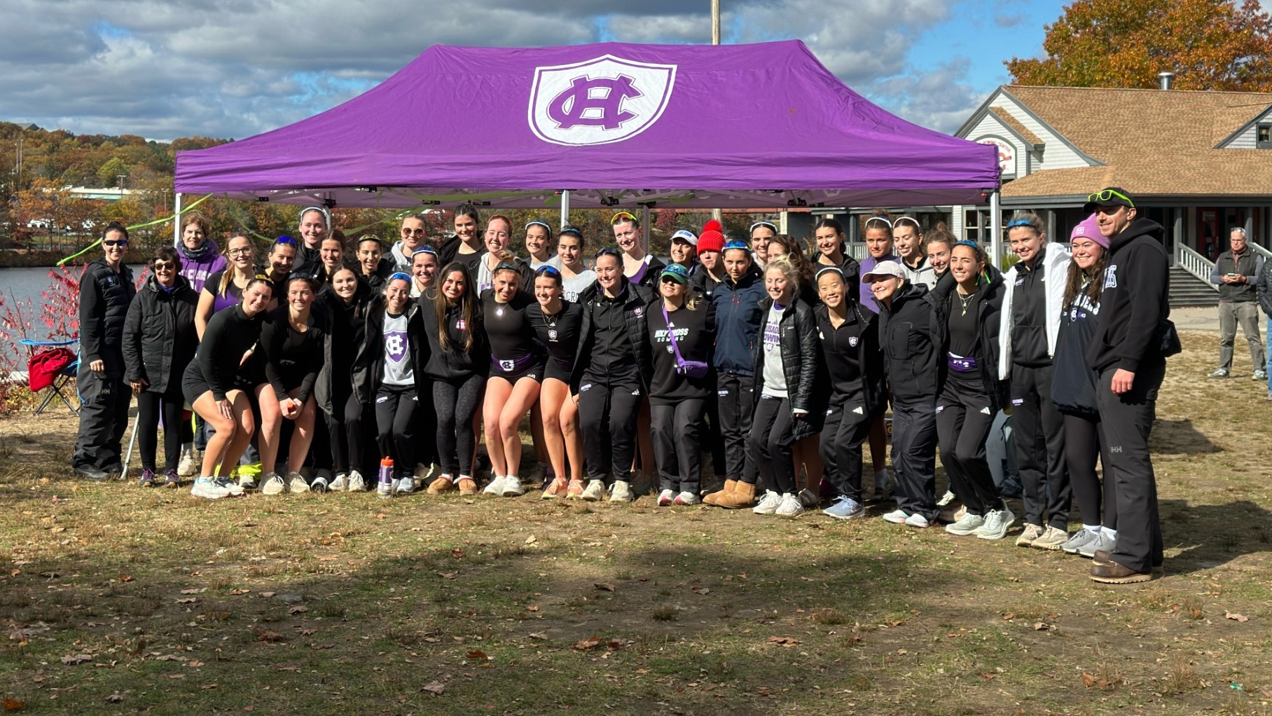 Women's rowing at the Wormtown Chase
