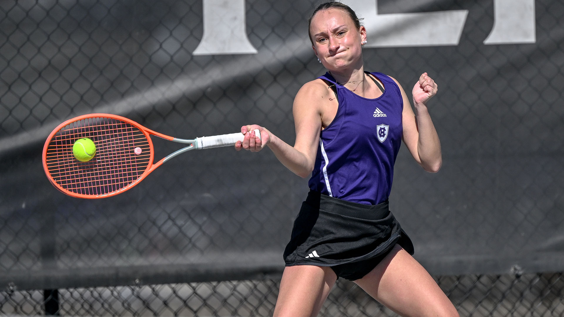 Maddie Hamm hitting a forehand against Colgate.