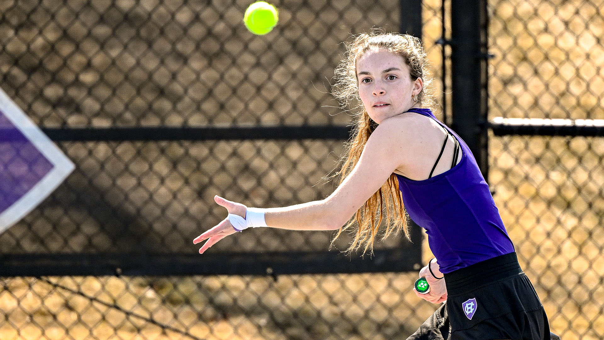 Ashley Zilora hitting a forehand against Colgate.