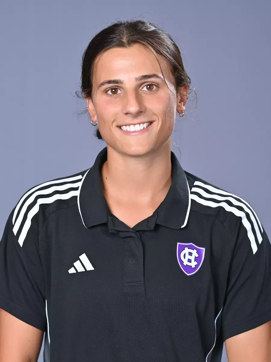 Lizzie Frattaroli Headshot