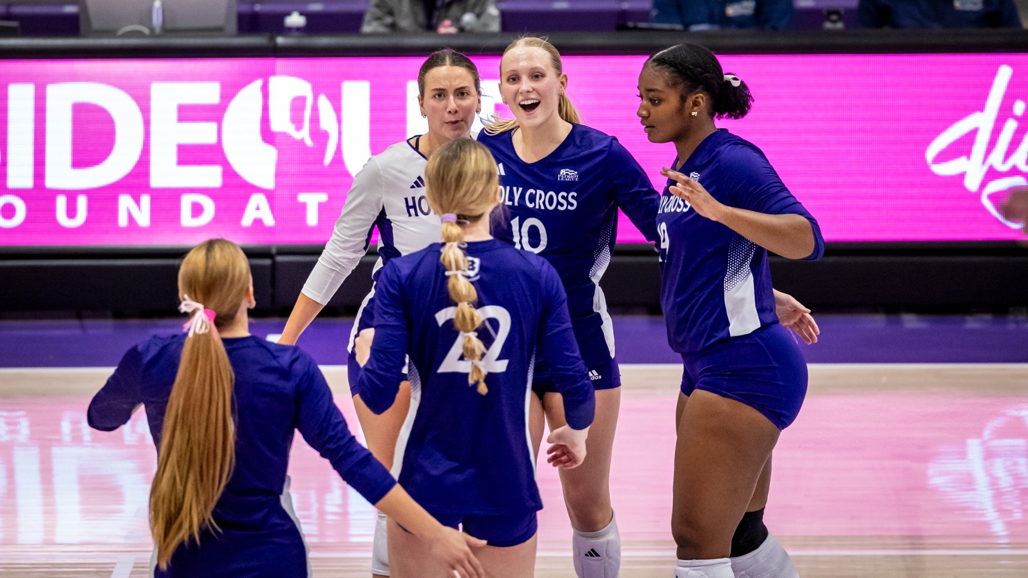 Holy Cross volleyball