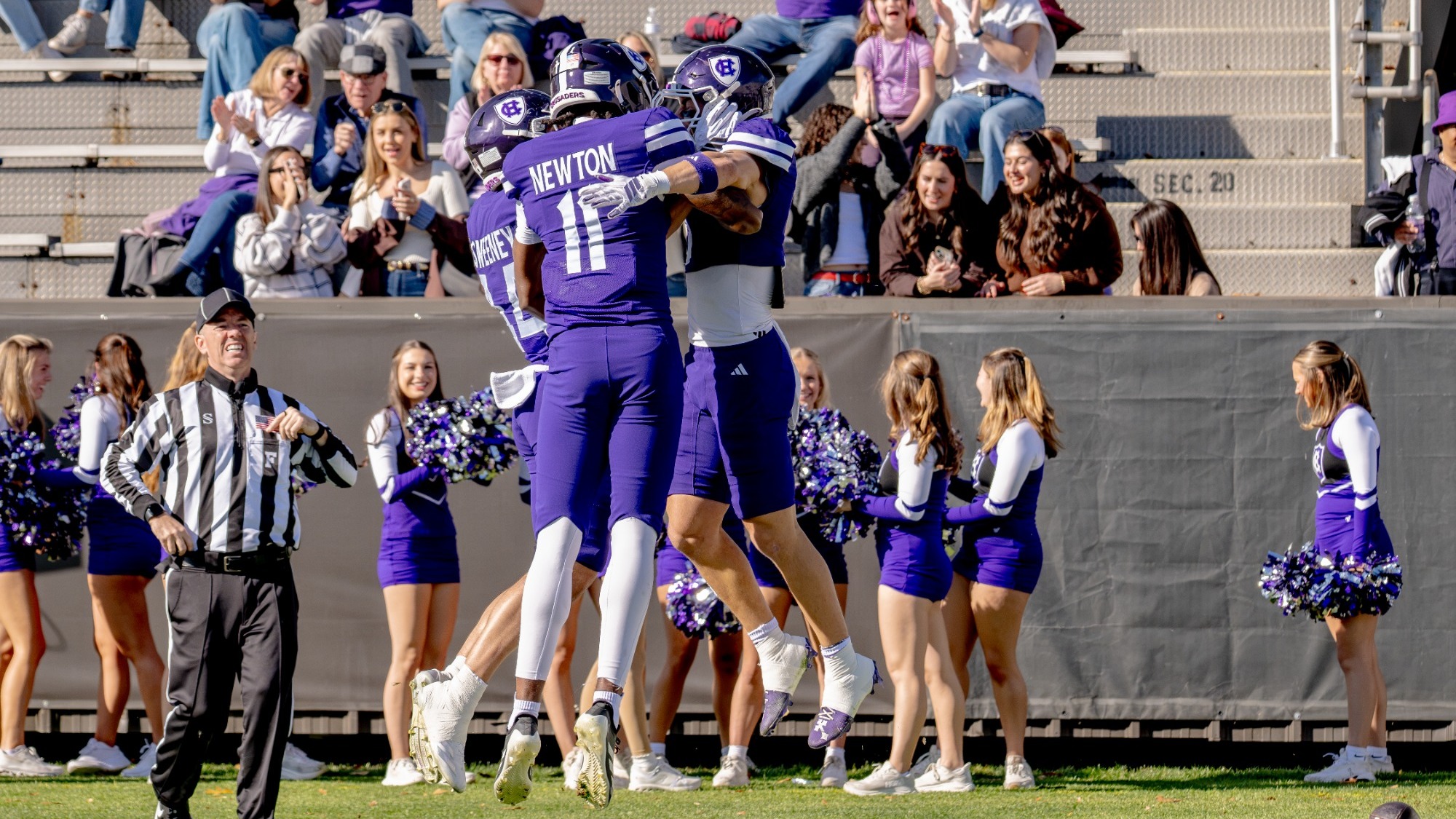 Team celebrating Ty Curran touchdown