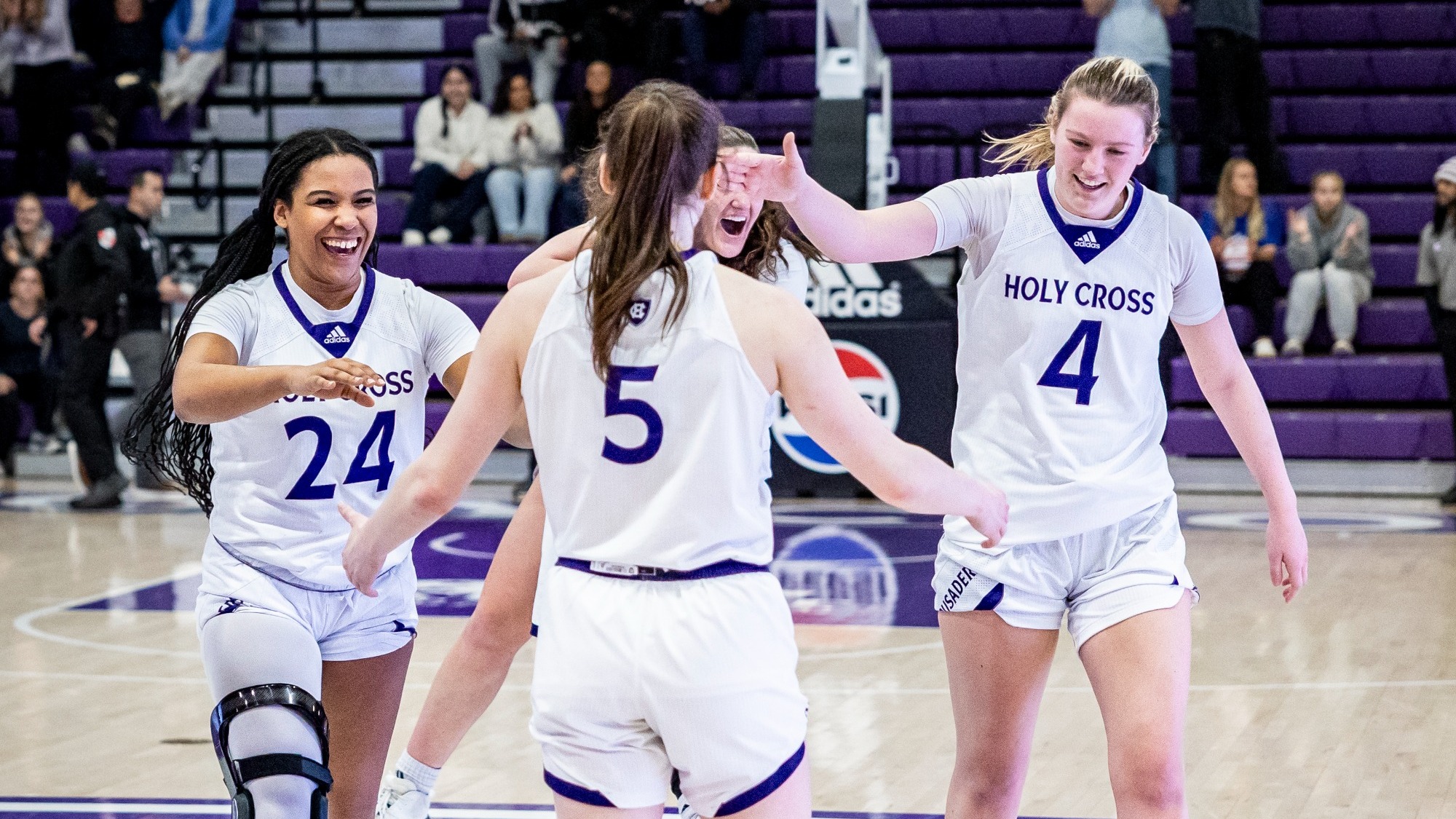 WBB Senior Celly Army