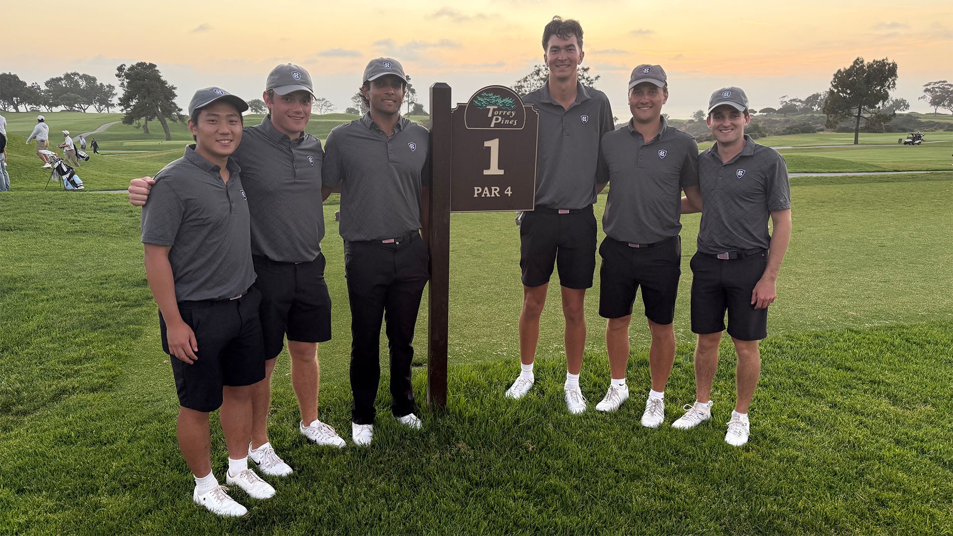 The Holy Cross men's golf team at Torrey Pines