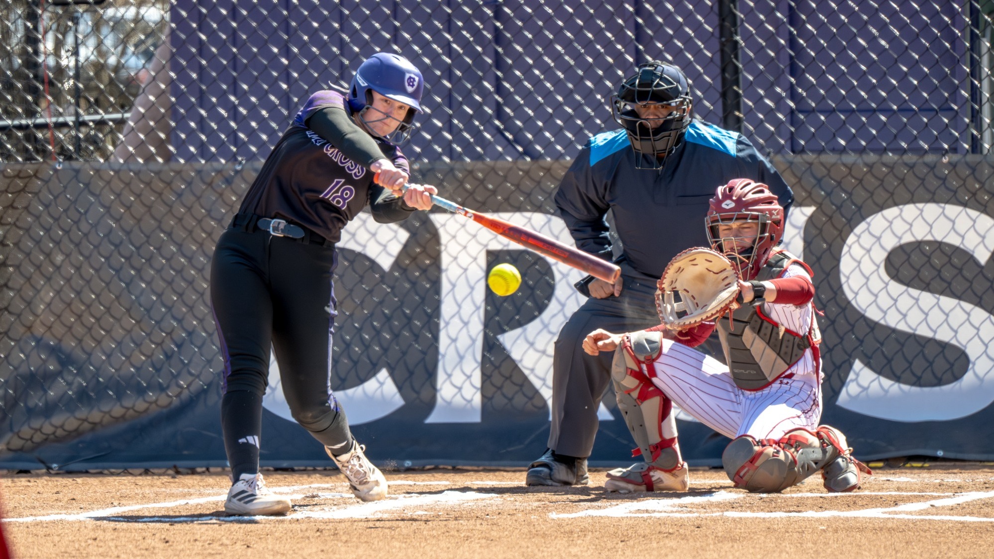 Anna Brait vs Colgate