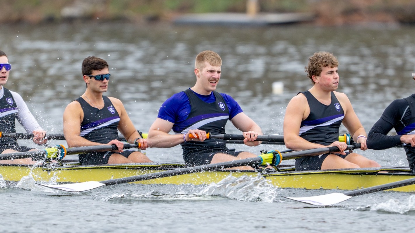 Grant Pittaro rows with the 1v8+