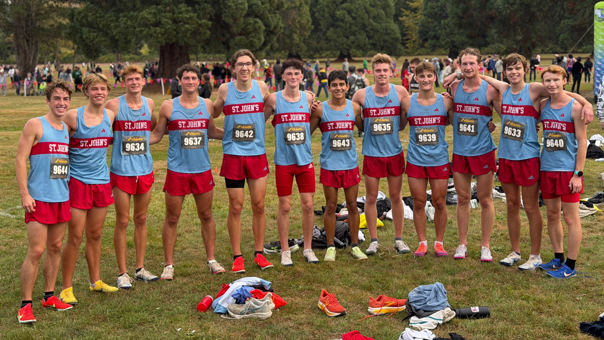 Cross Country Team - Linfield - 101726