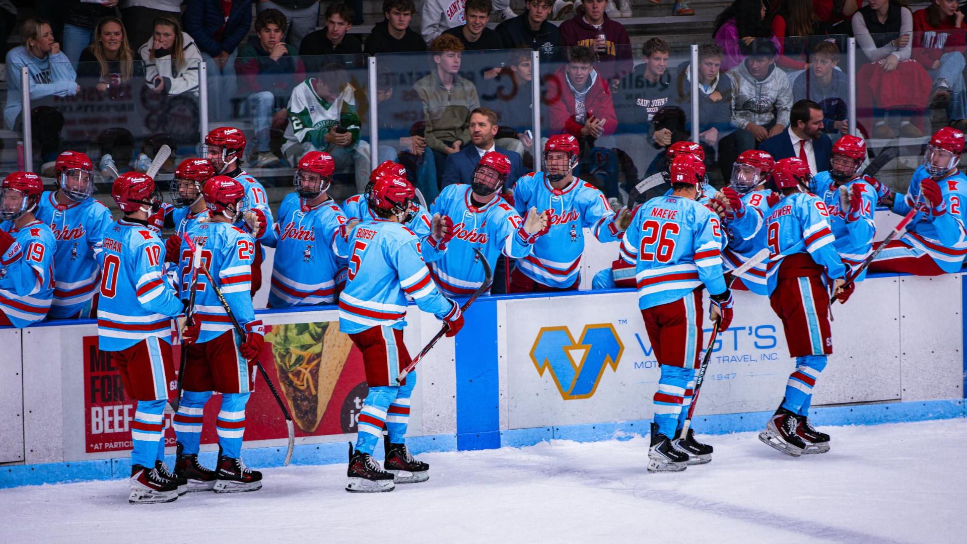 HockeyBenchCelly_Yada_103026