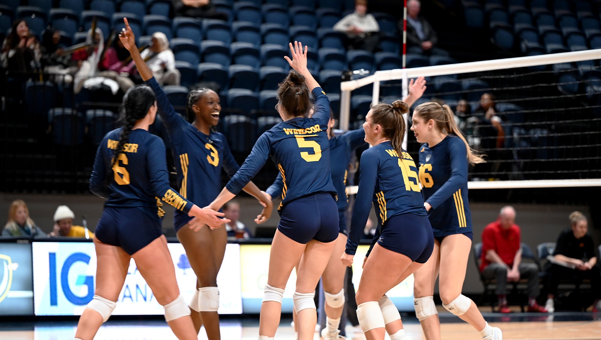 Aliah Admans Women's Volleyball Windsor Lancers