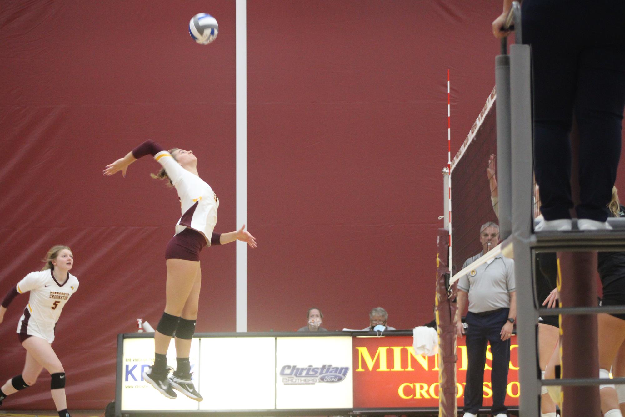 Minnesota Crookston Volleyball Finishes NMU Open with Pair of Losses to