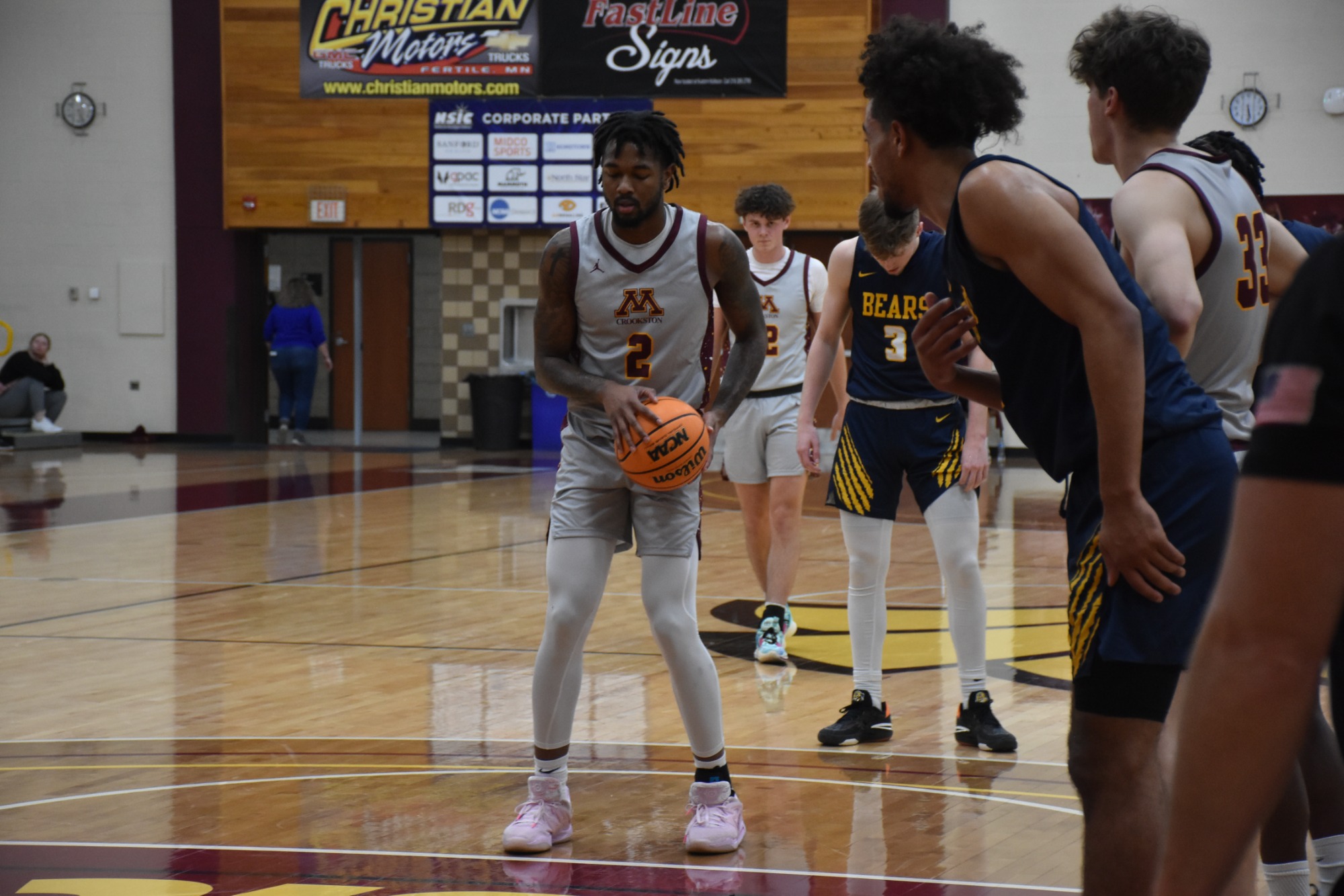 Minnesota Crookston Men's Basketball Unable to First Half