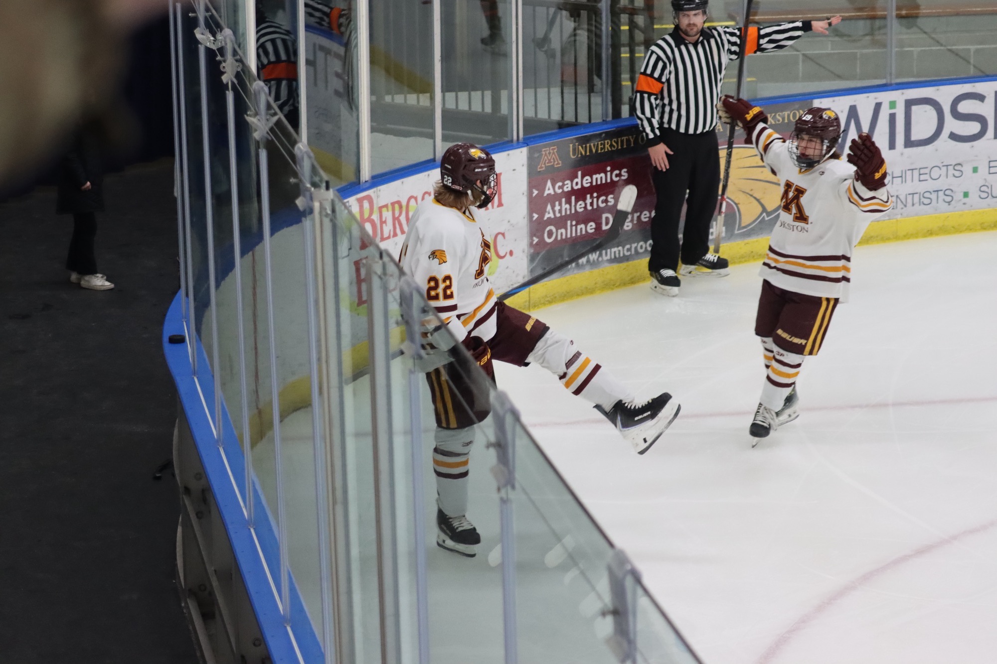 Alexander Bailey Leg Kick