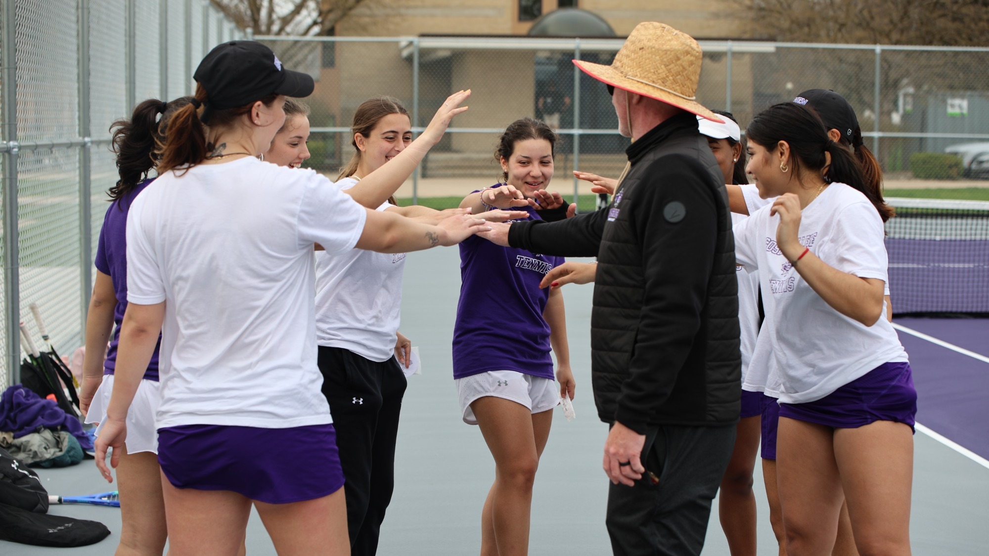 Women's tennis hands in