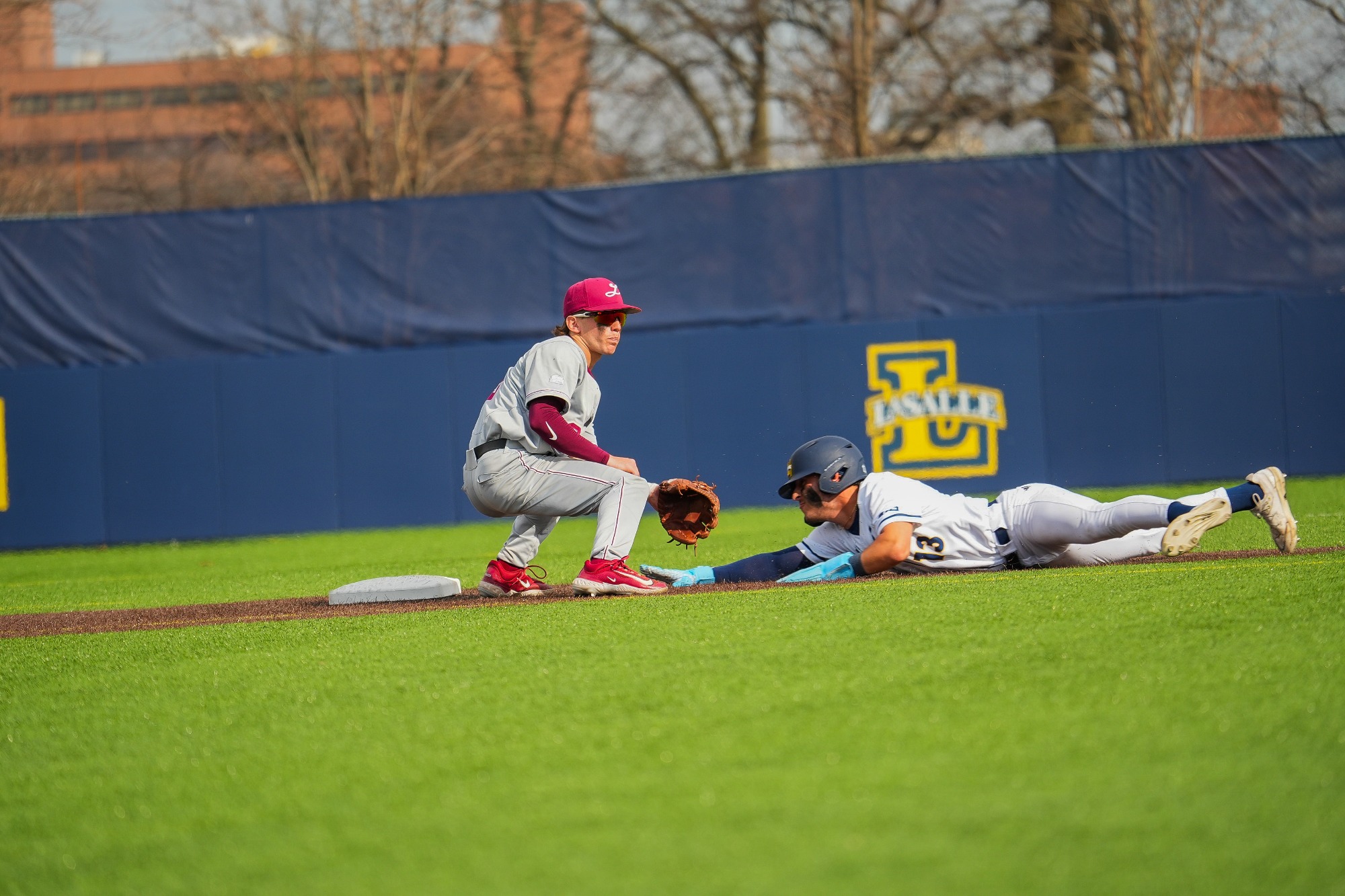 Lafayette vs. La Salle