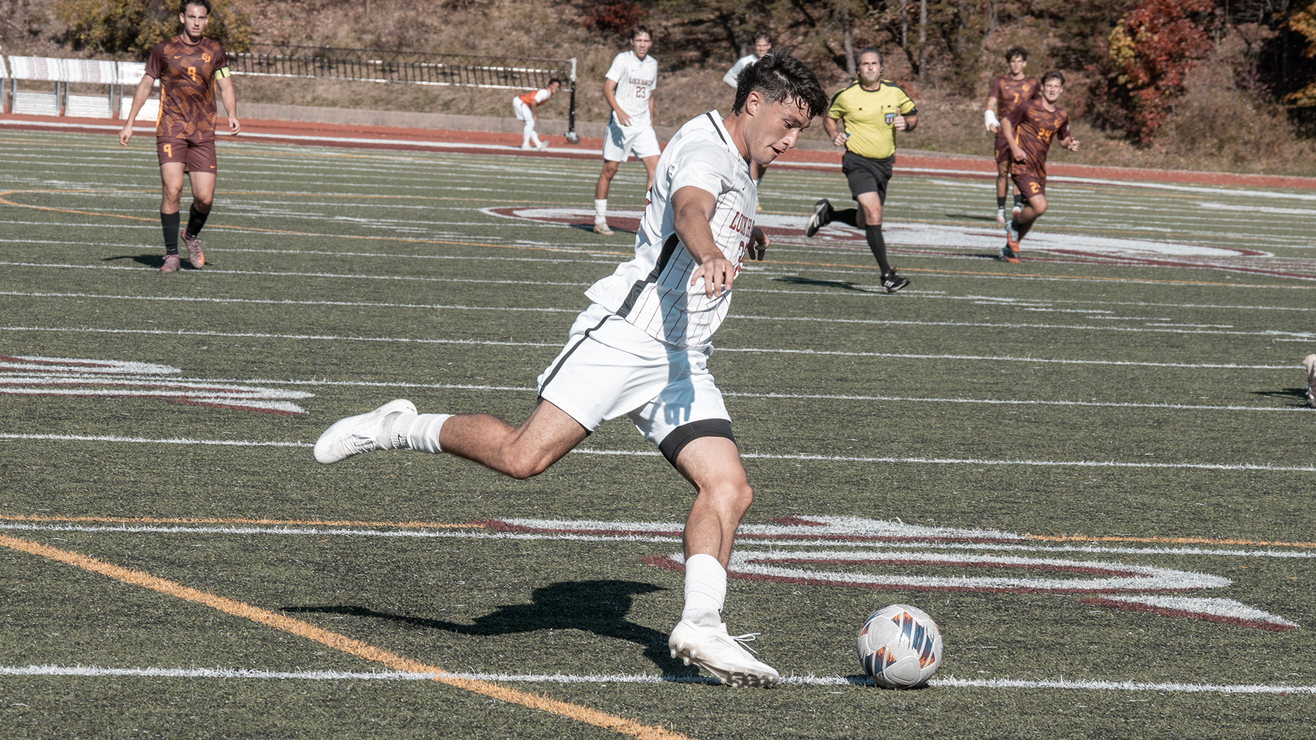 Patricio Zapata takes a shot against Gannon