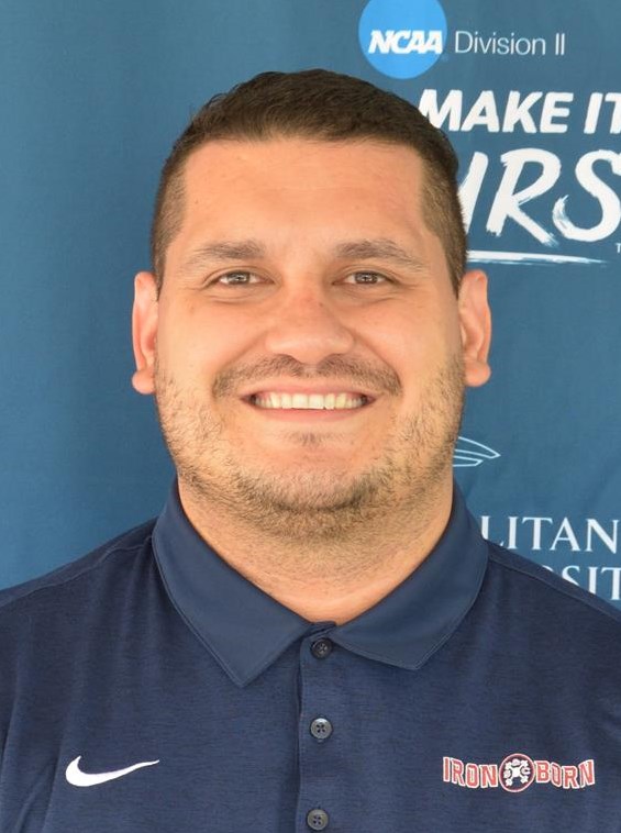 Head shot of Isaiah Castilleja