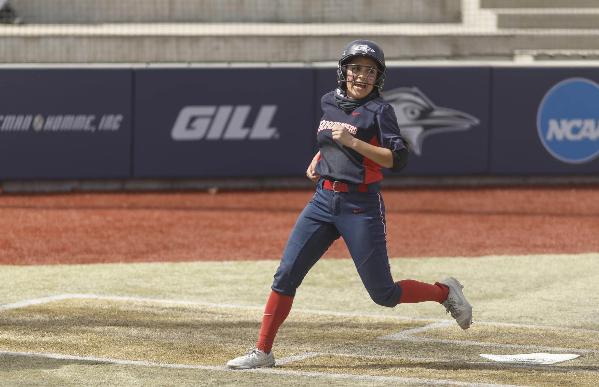 Ari Valdez Softball MSU Denver Athletics