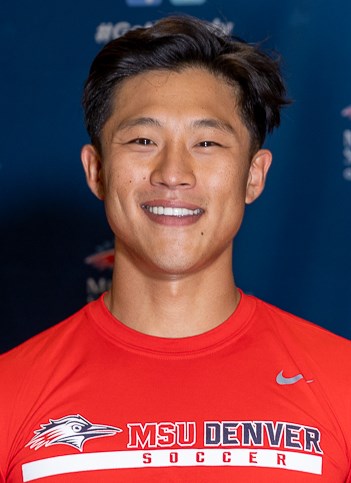 Head shot of Woo Jeon