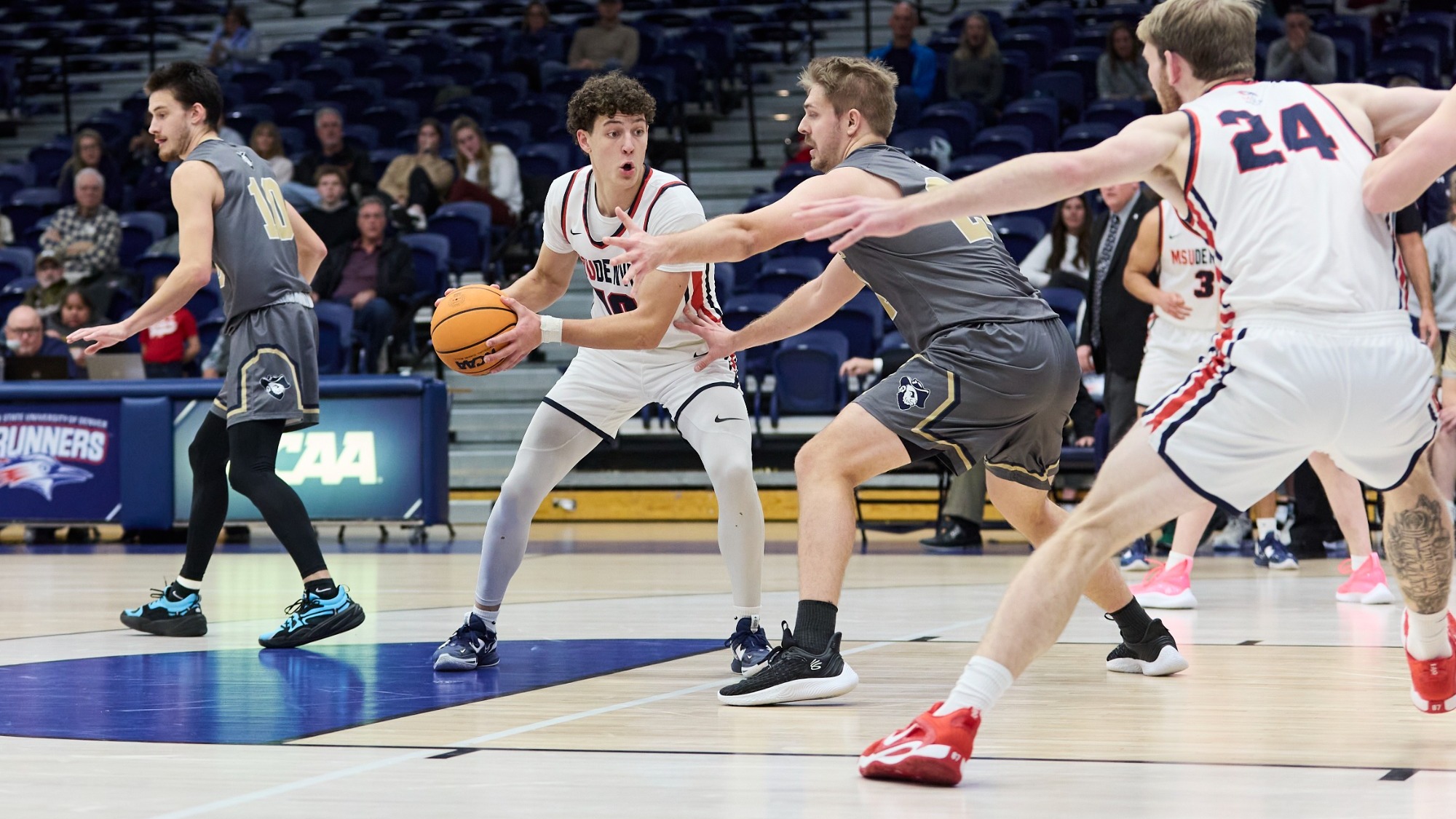 Jaden Kennis Men's Basketball MSU Denver Athletics