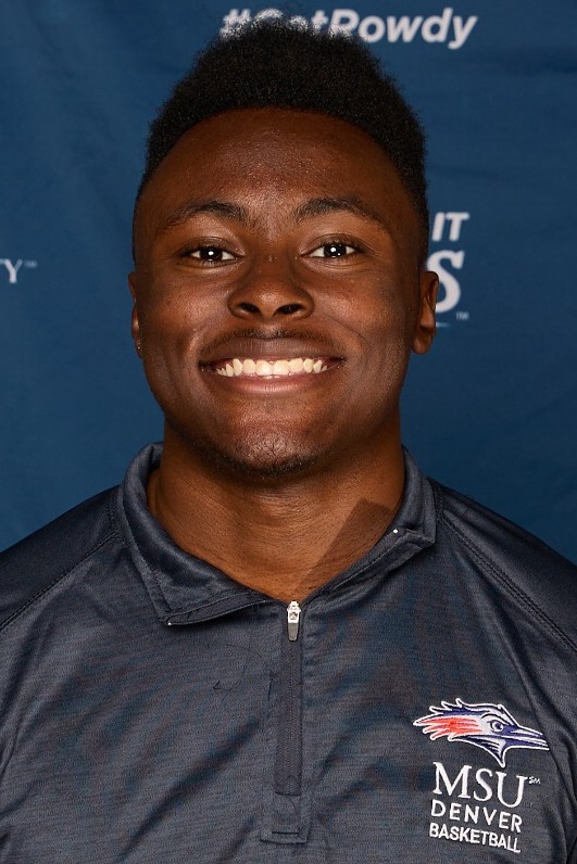 Head shot of Darius Mazique