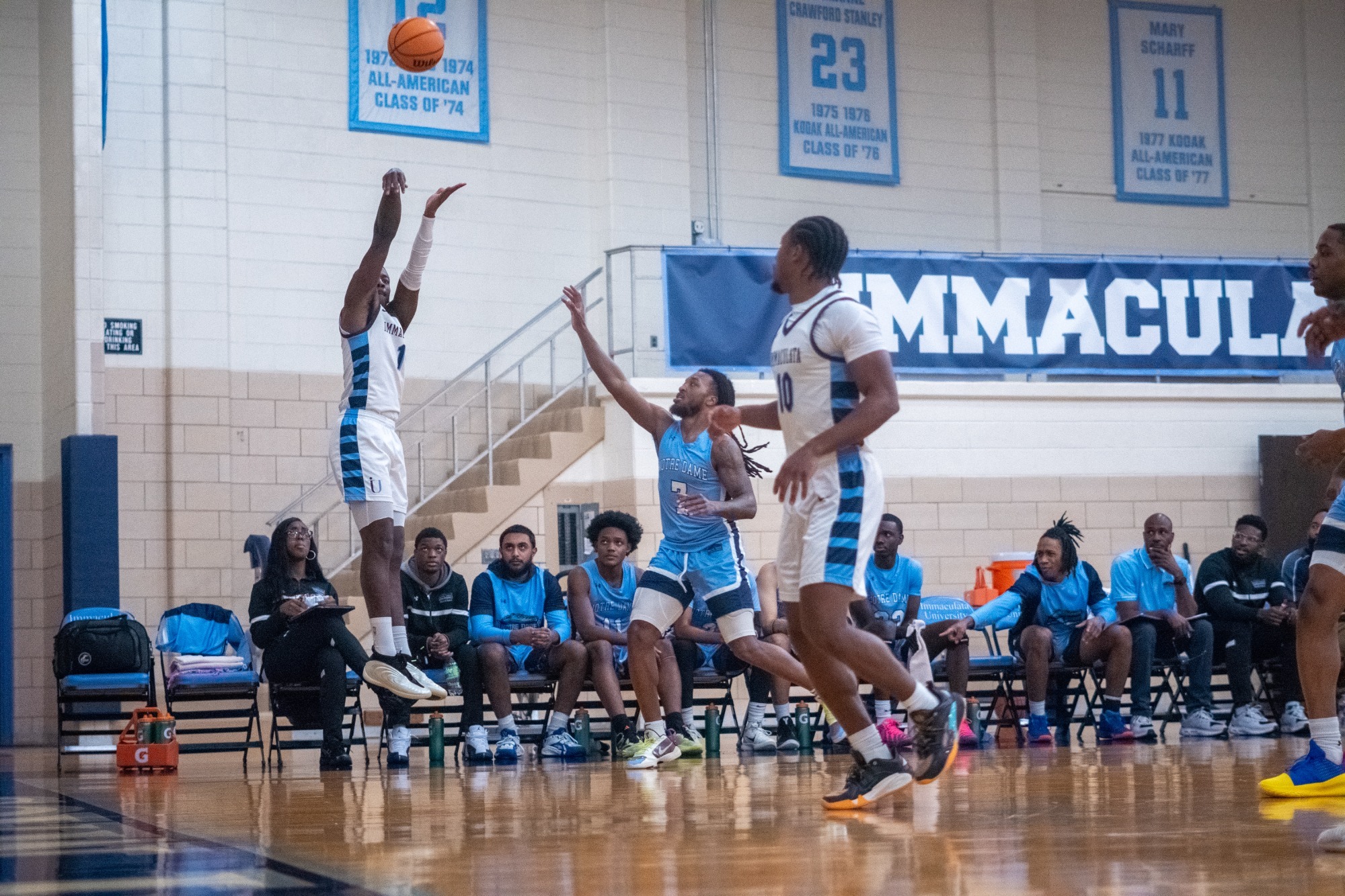 IUMBB JF Christian Chambers three point shot