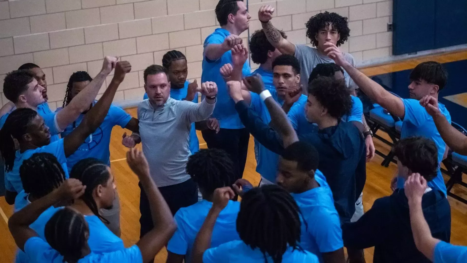 2025-26 MBB Huddle