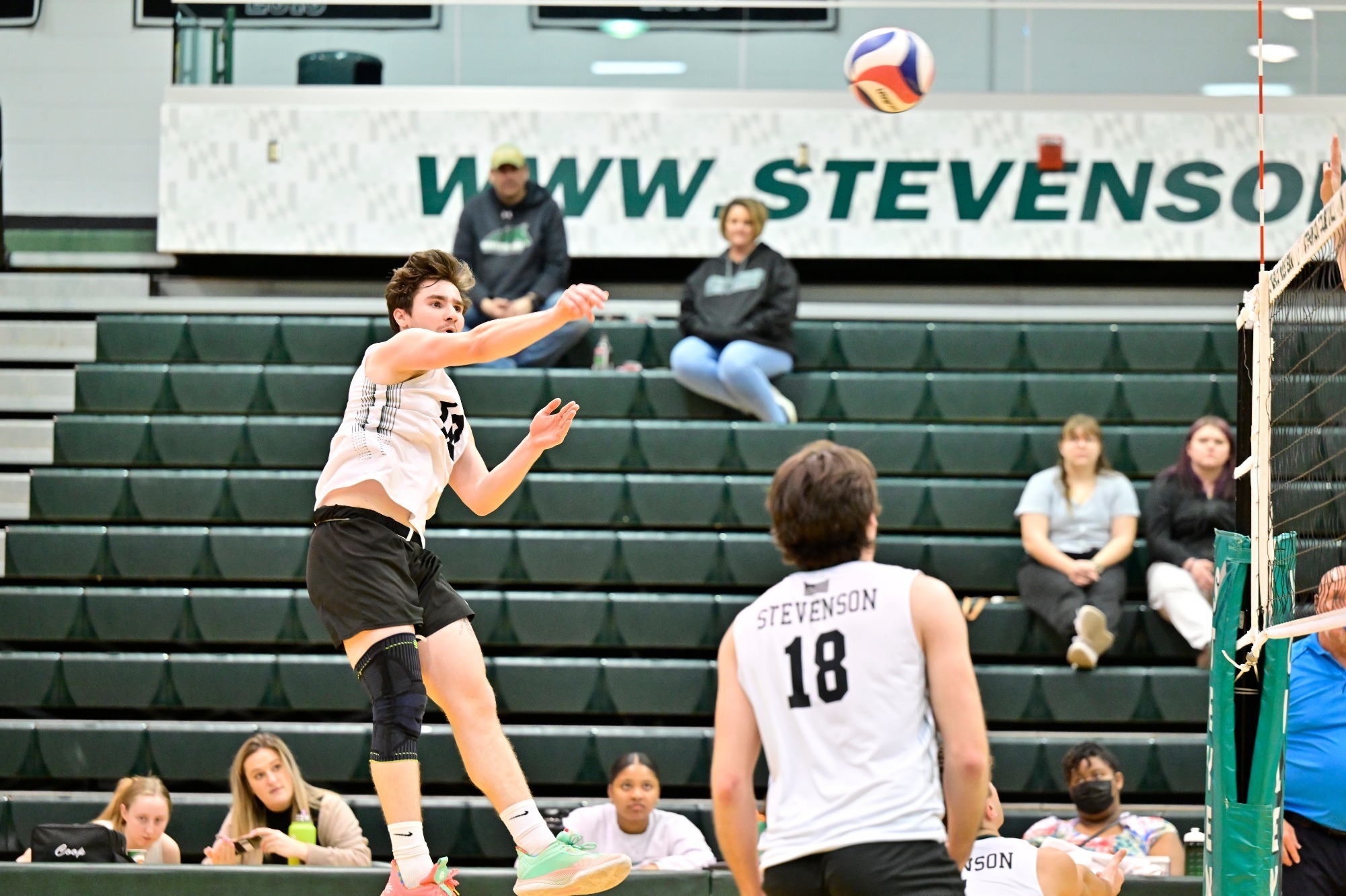 Men's Volleyball downs Misericordia at Messiah TriMatch Stevenson University