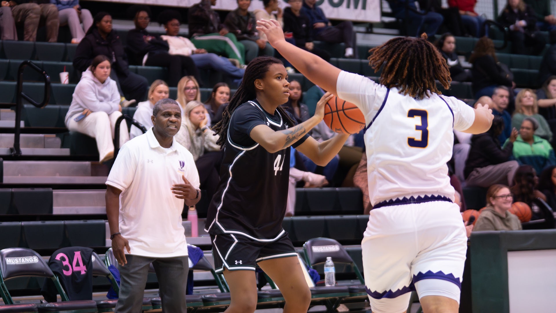 Women's Basketball at Washington & Lee
