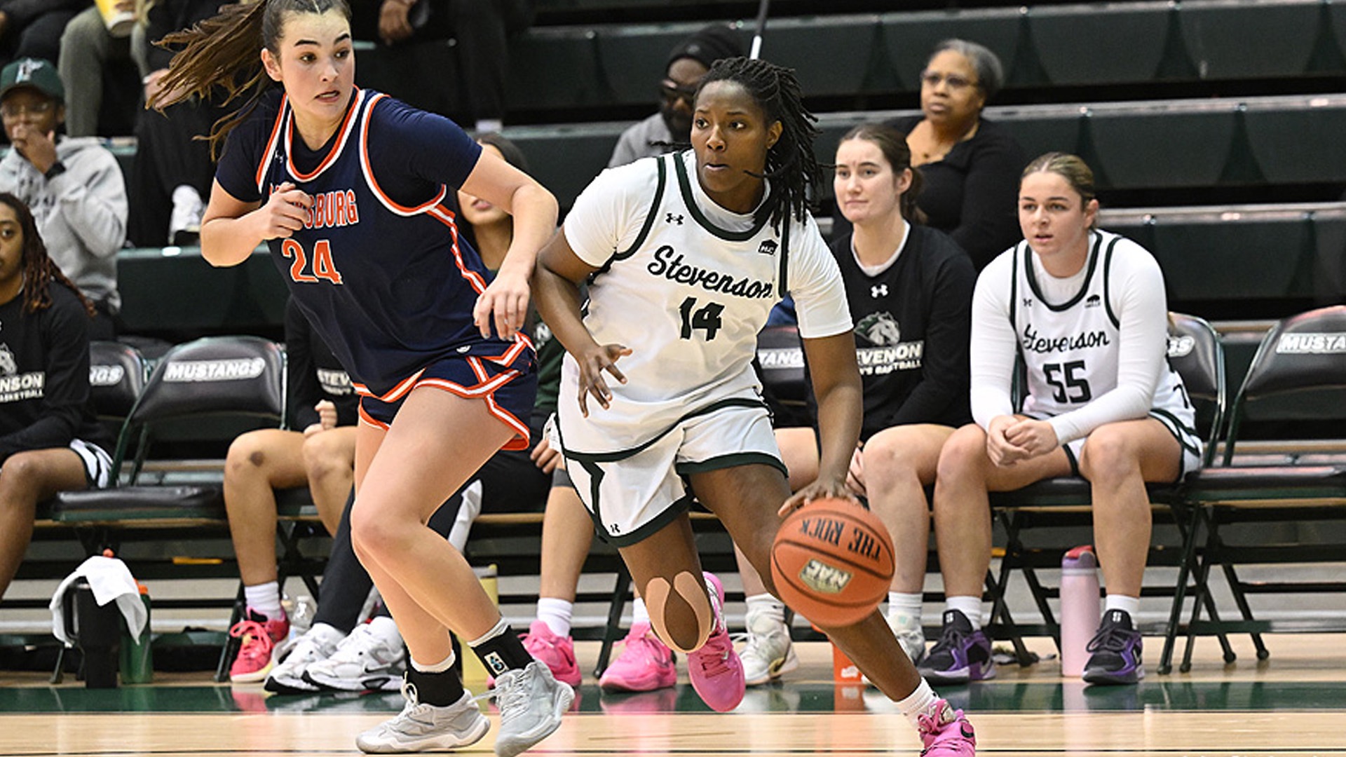 Women's Basketball at Hood Win 1-14