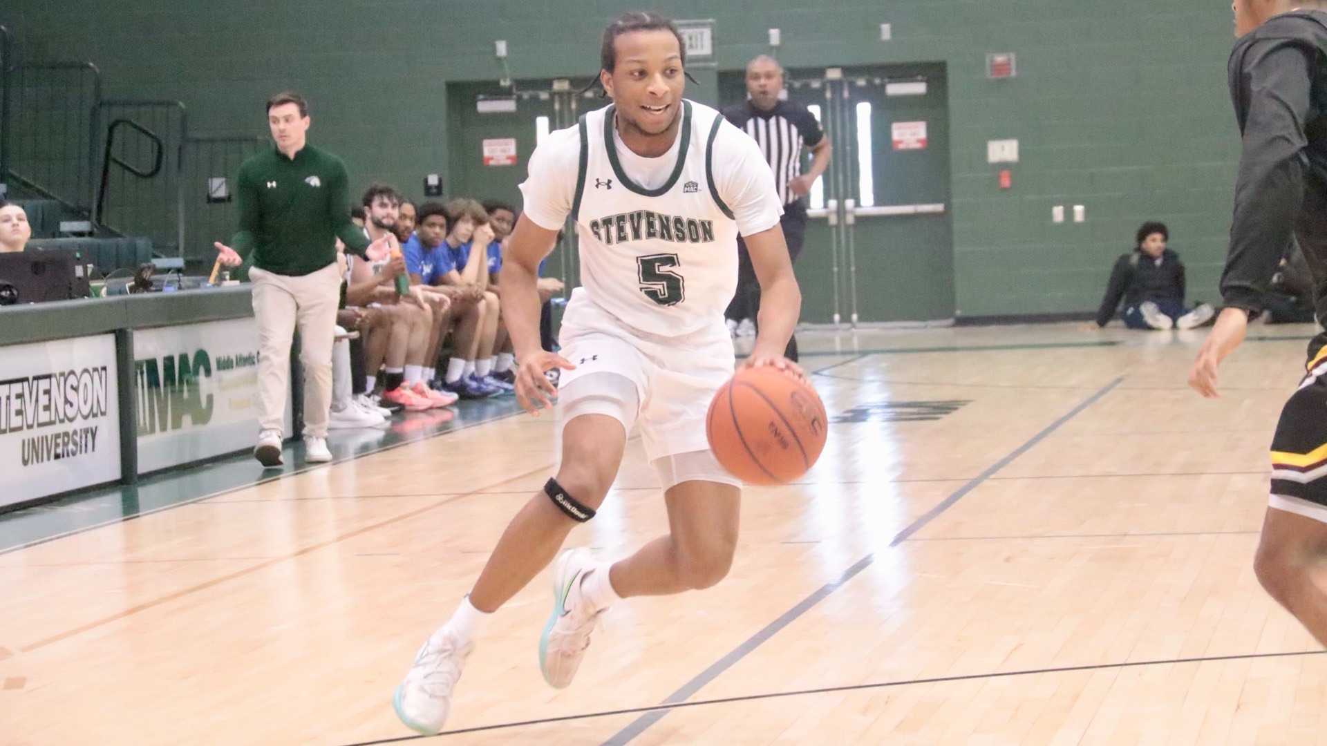 Men's Basketball win over Alvernia- Myles Jackson