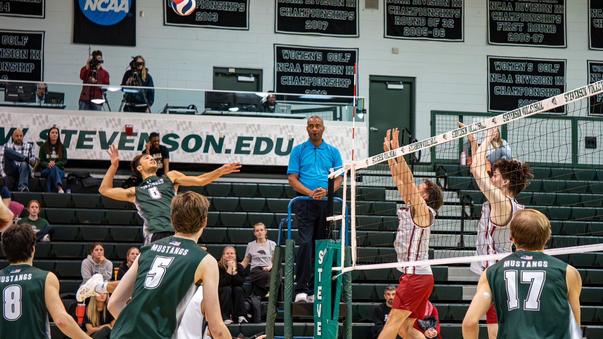 Men's Volleyball at Randolph-Macon Tri-Match 2/21- Story