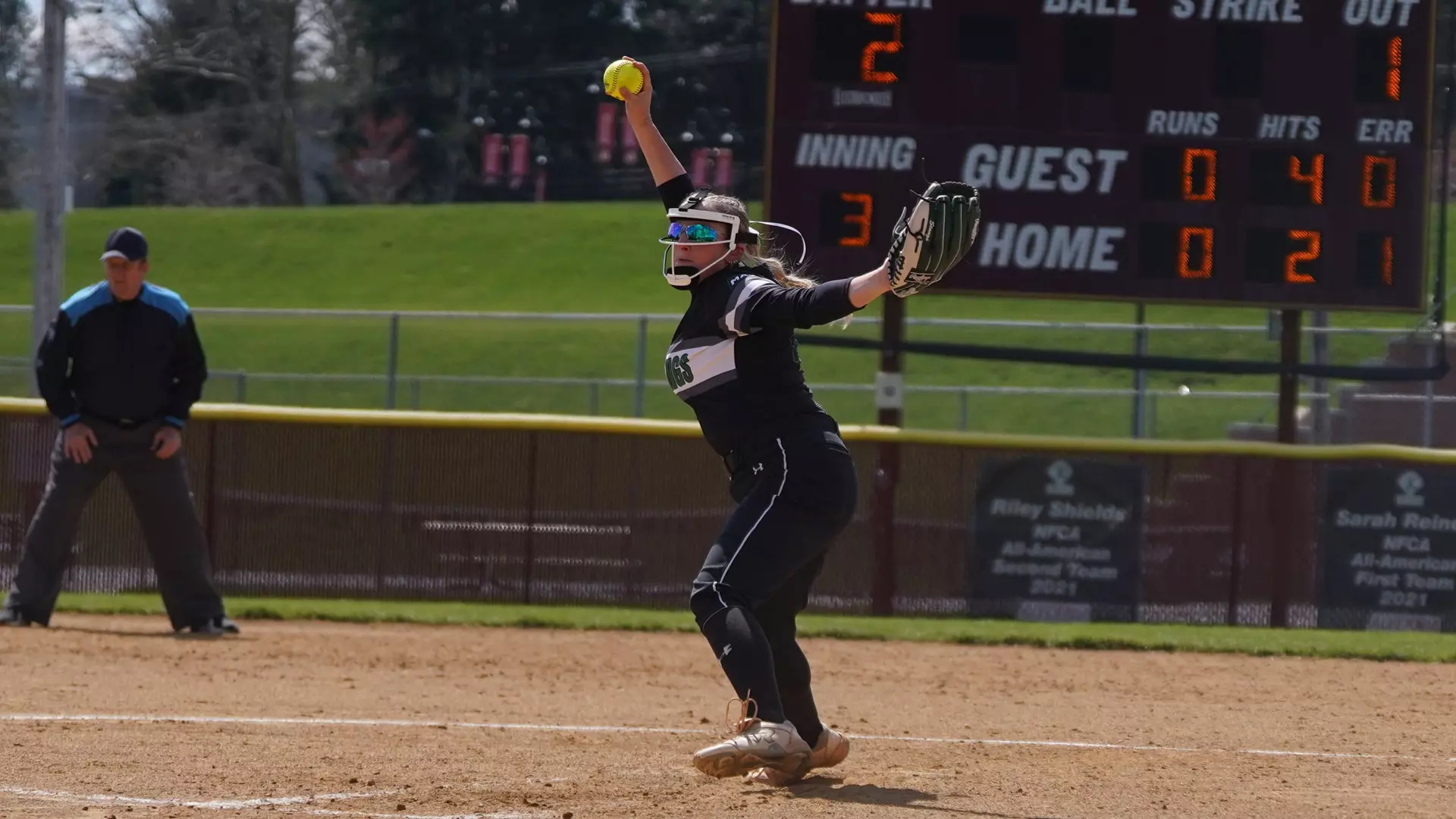 Sexton ready to release the pitch from the circle