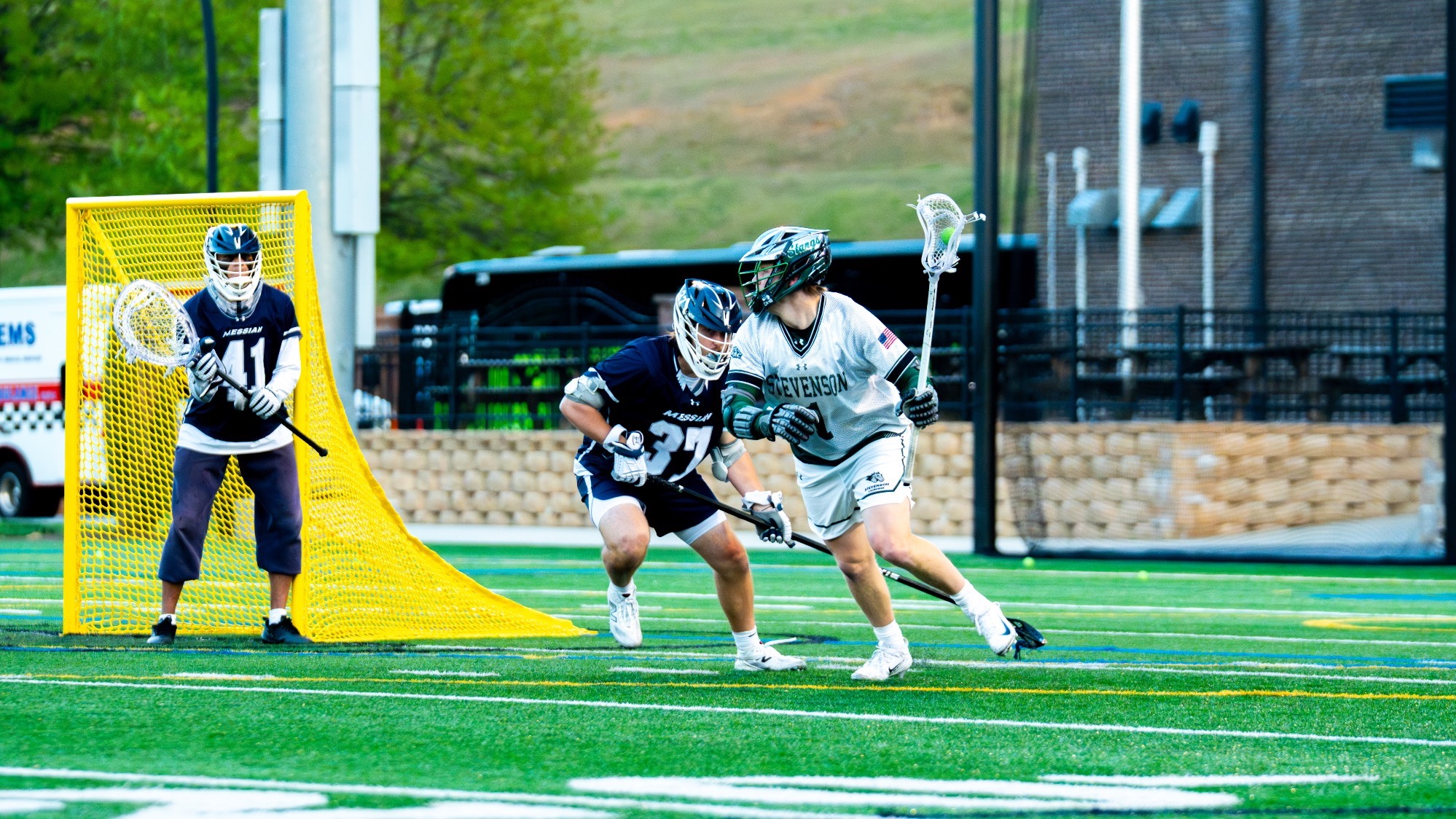 Bryant looking to go to goal 