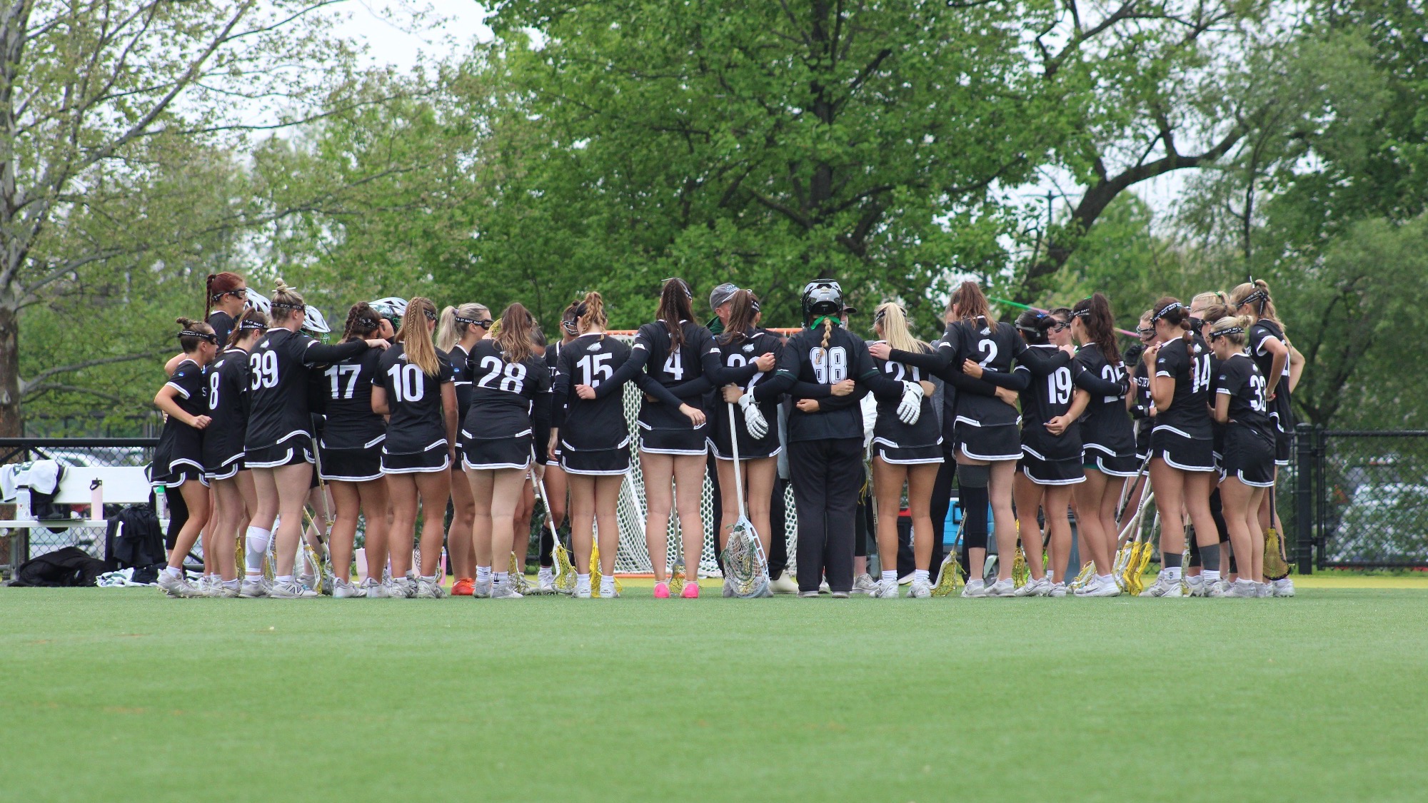 WLAX Huddle at 2026 MAC Commonwealth Semifinals