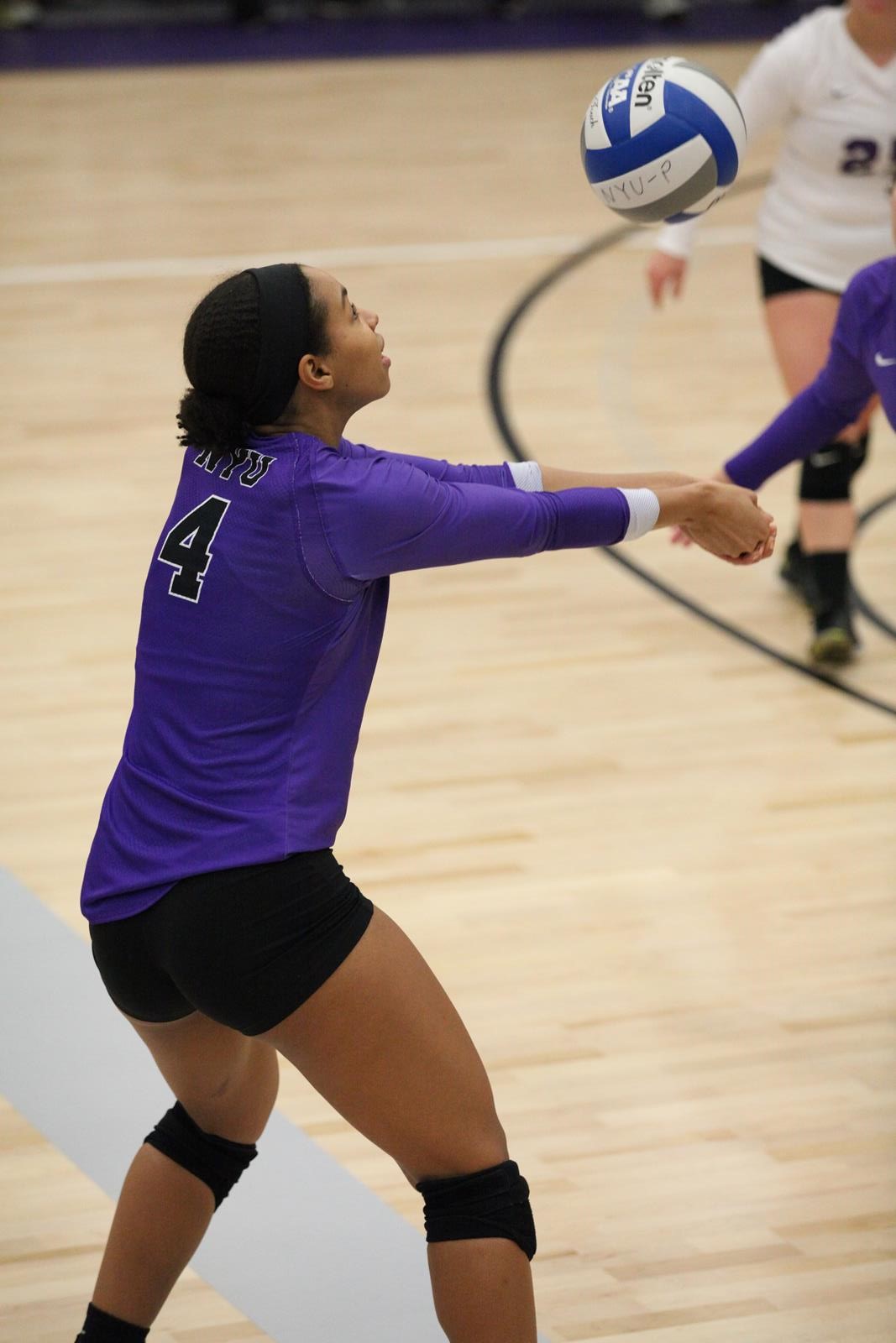 Rayne Ellis 2017 Women's Volleyball NYU Athletics