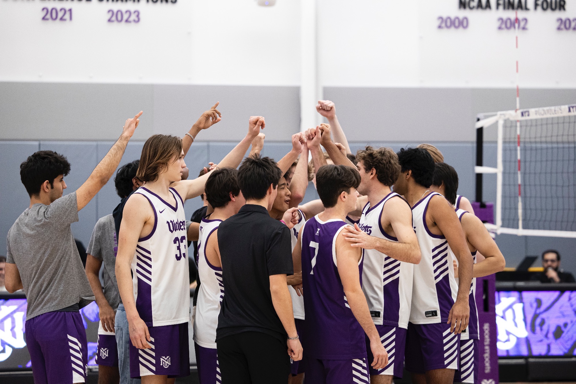 men's volleyball huddle