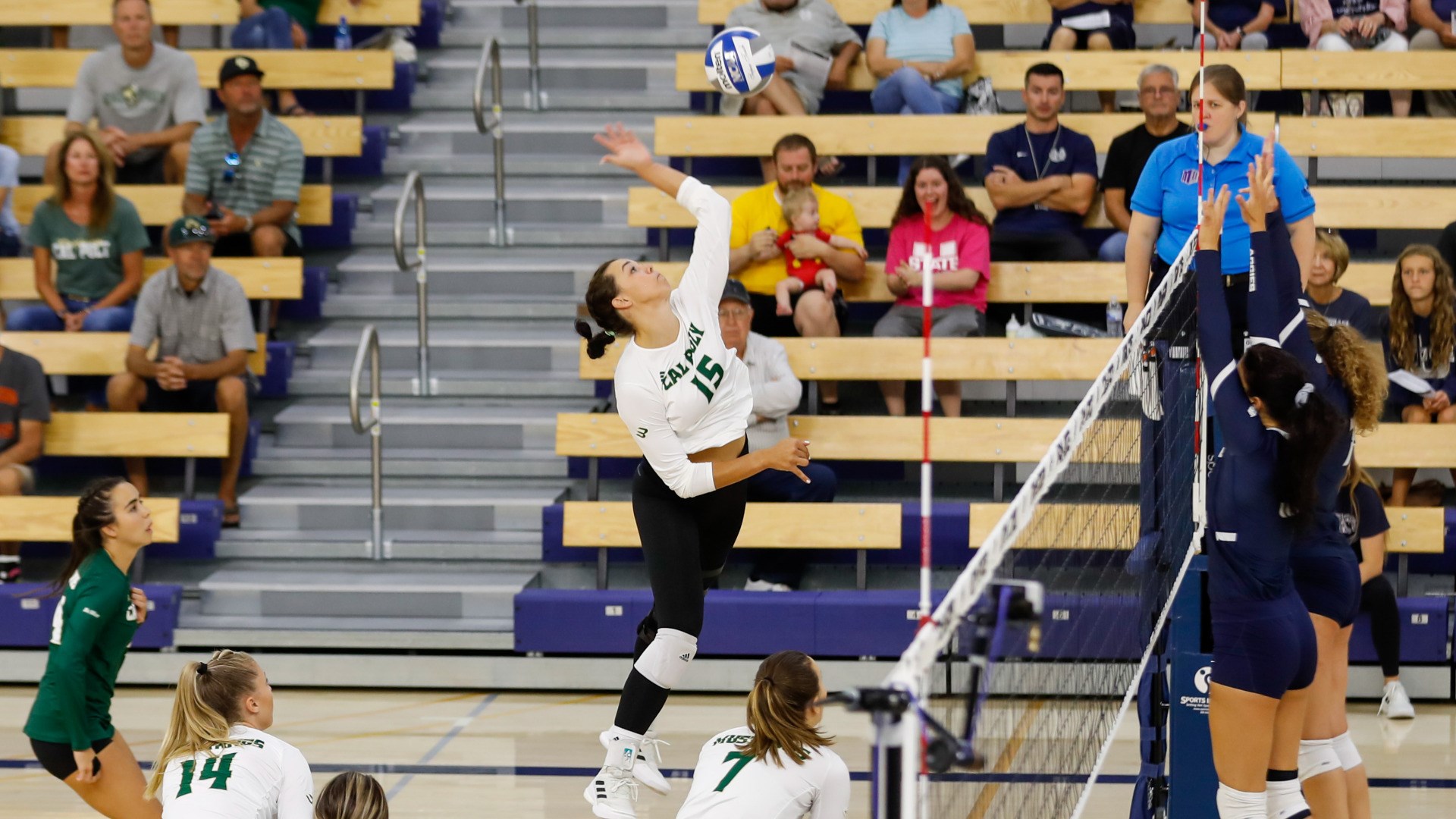 Maia Dvoracek 2022 Women's Volleyball Cal Poly