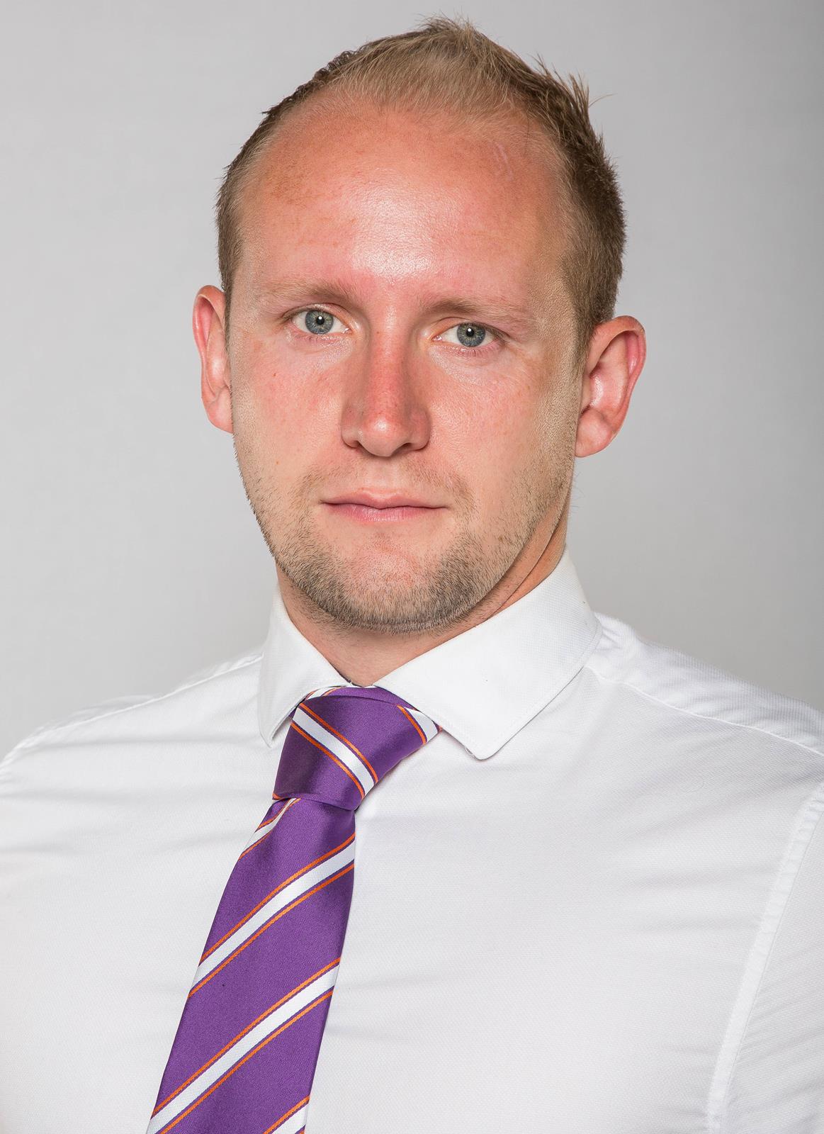 Livingston - Headshot - 2018