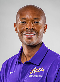 Thomas Jackson 2021-22 Headshot