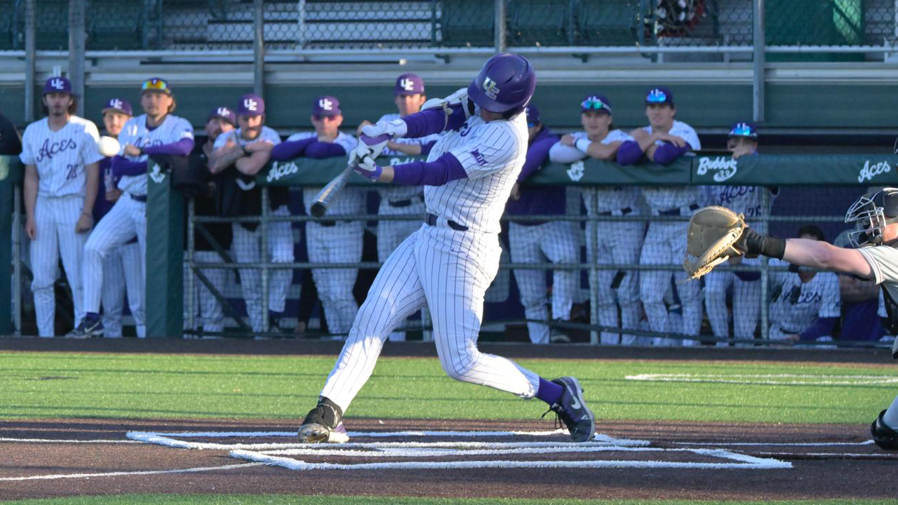 Baseball Run-Rules Southern Illinois, 12-2 To Open Series - University