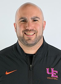 Zach Weinberg 2025 Headshot