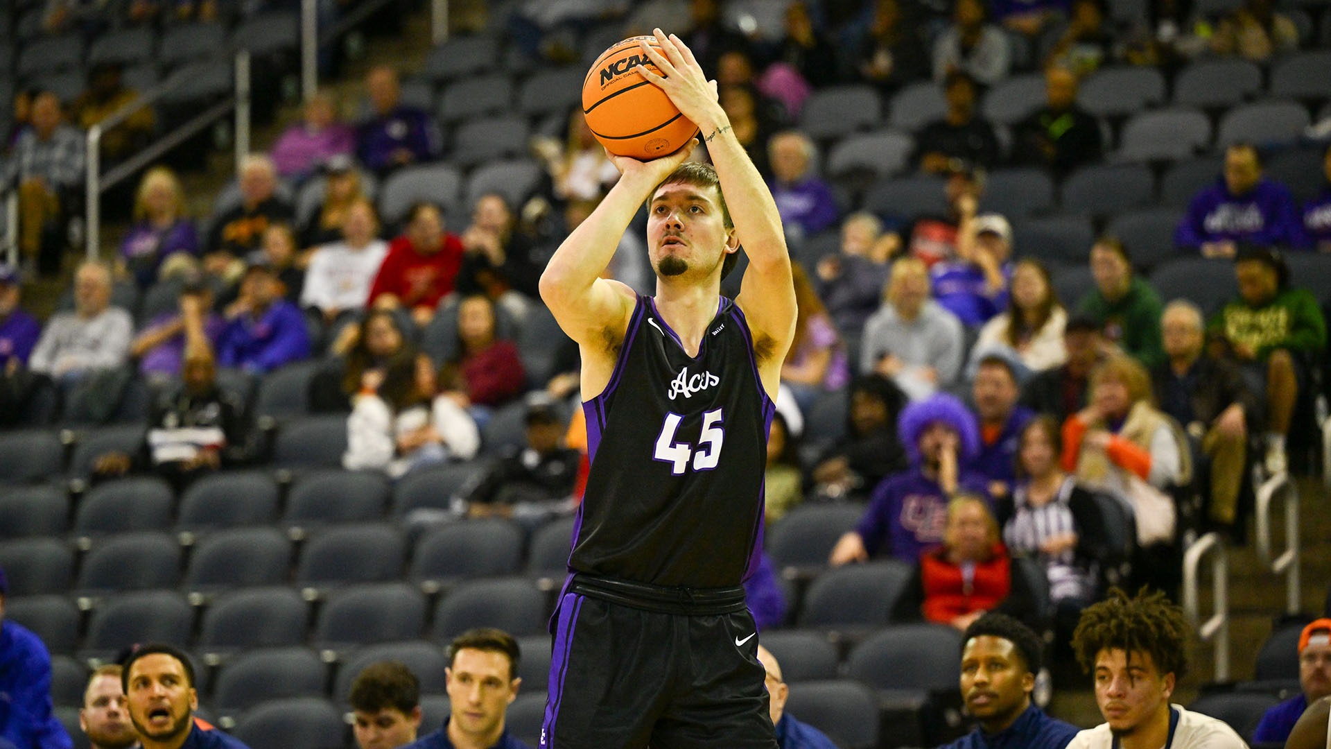 Trent Hundley 2026 vs. UIC
