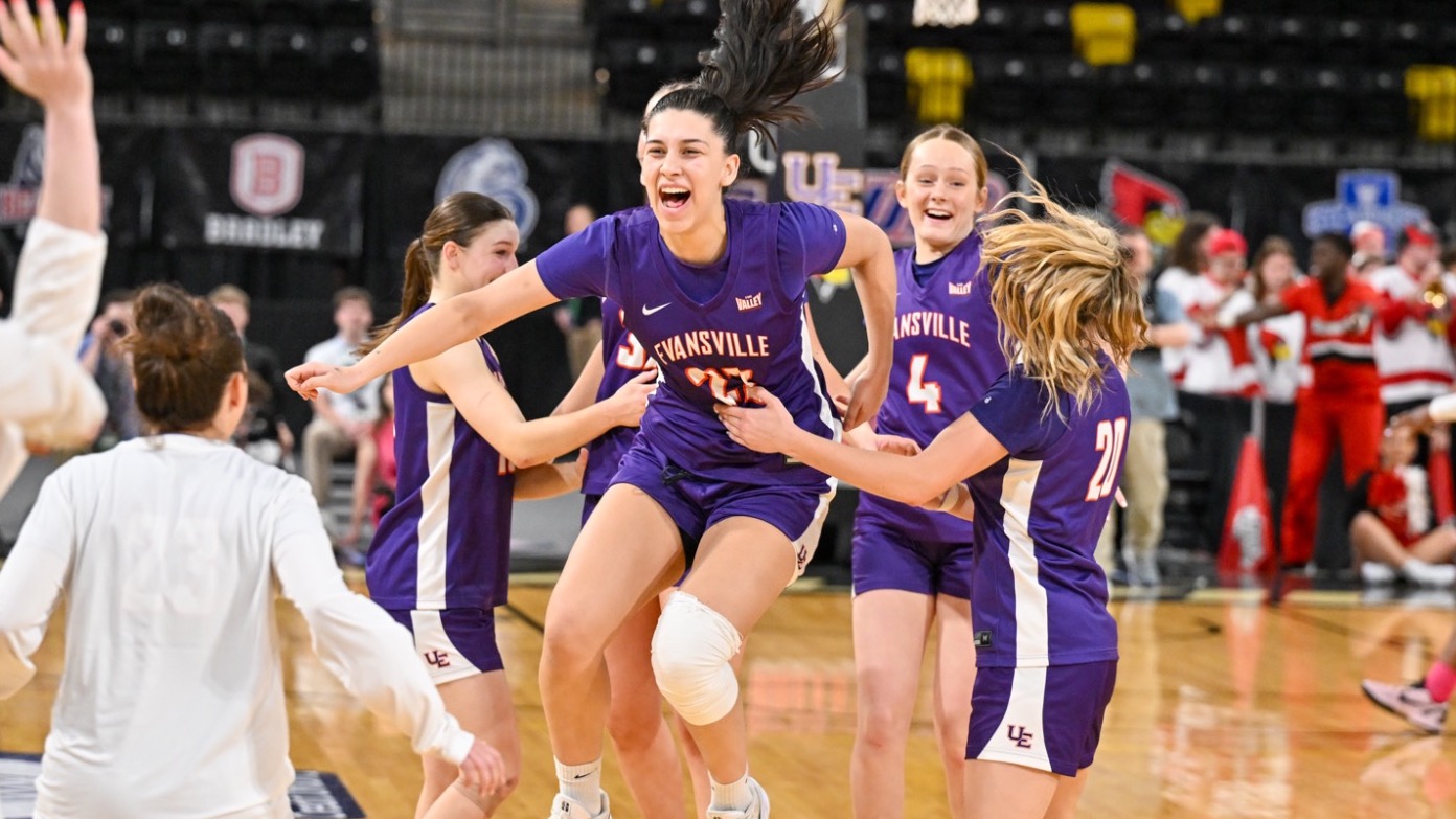 WBB MVC Semifinal Celebration