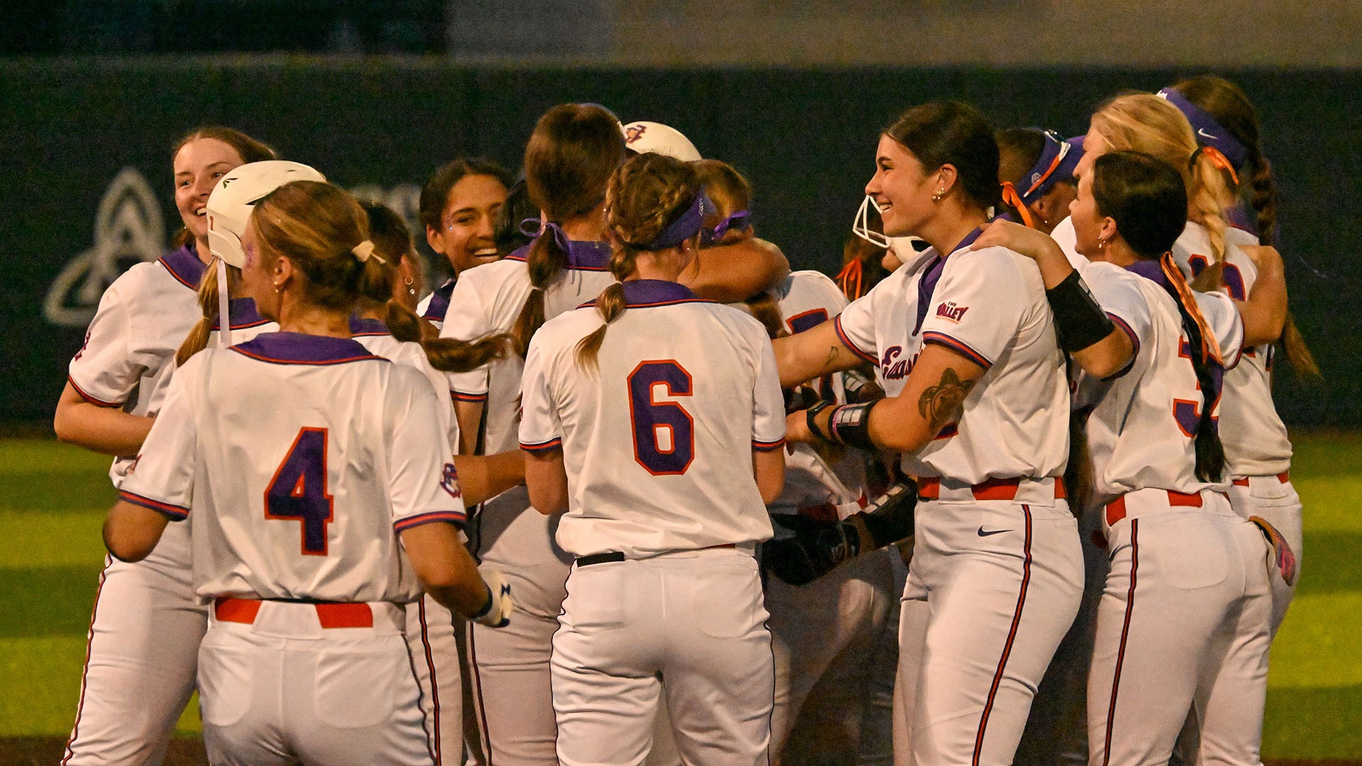 Softball Celebration Murray State