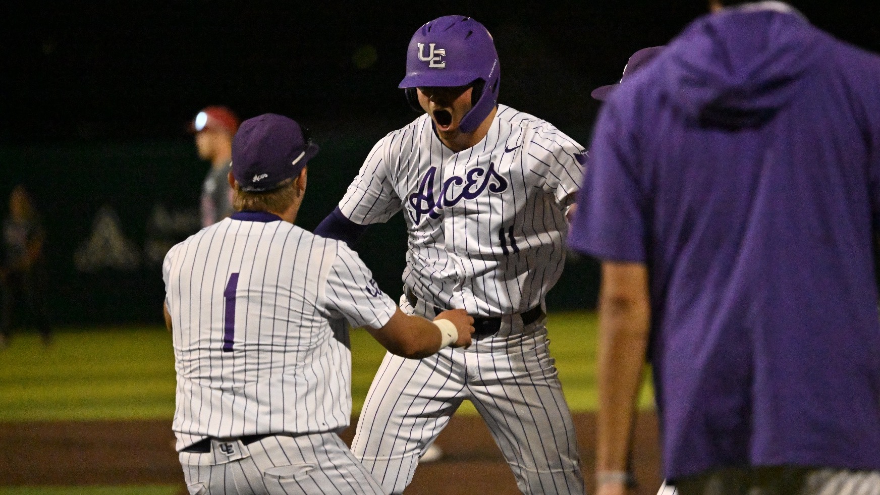 Tate Deal walk-off vs. IU