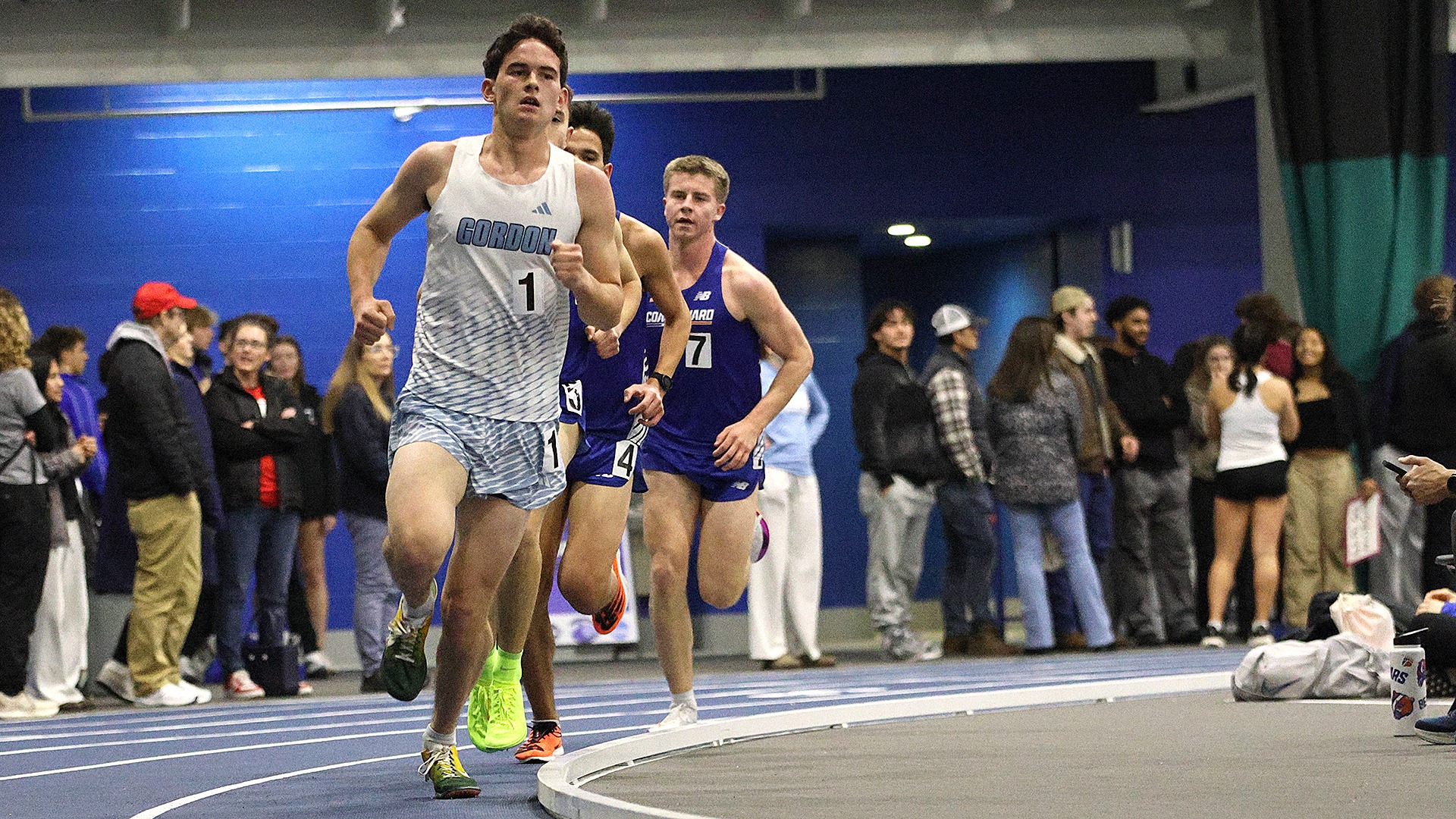 MTRACK26_WHT_Roberts1_web