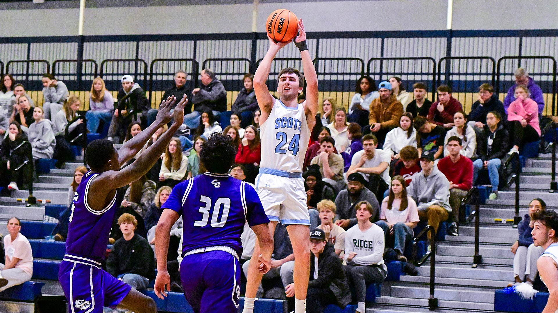 MBB2526_CC-KS_Brooks1_web