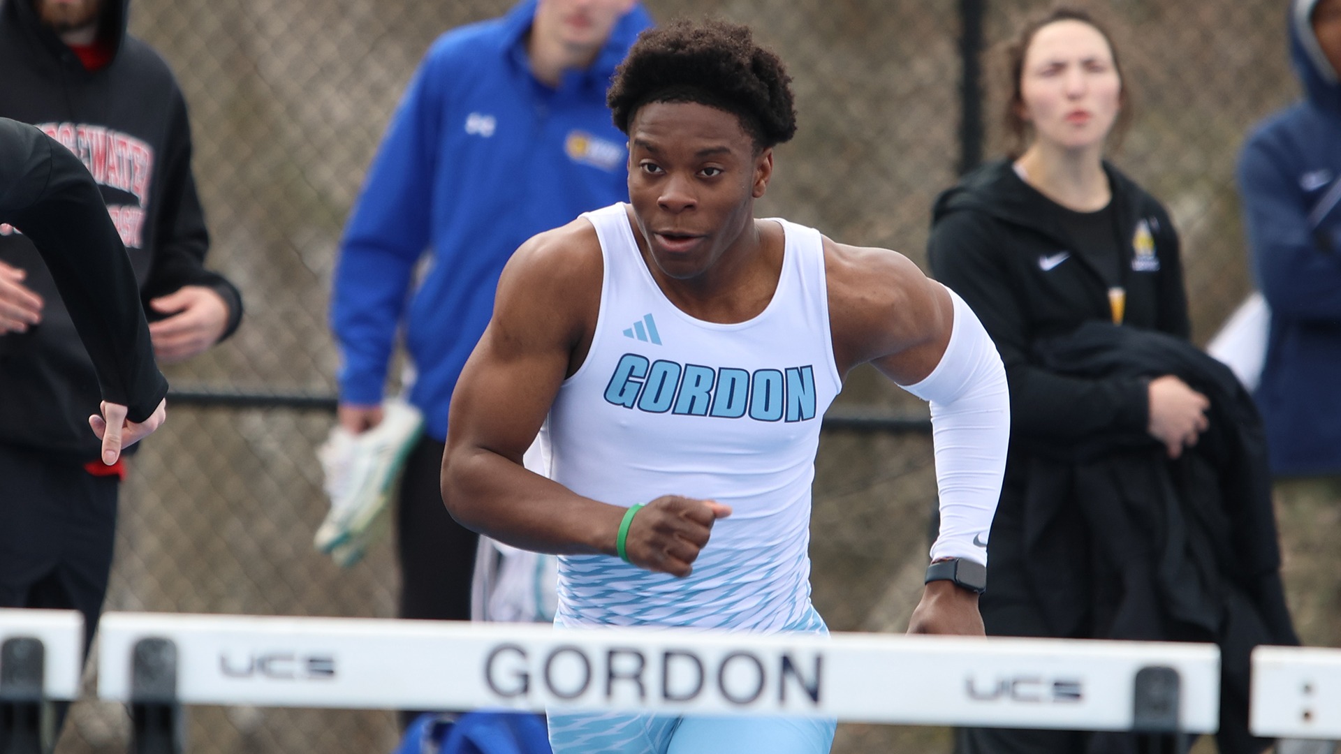 MTRACK26_JT_Poteau4_web