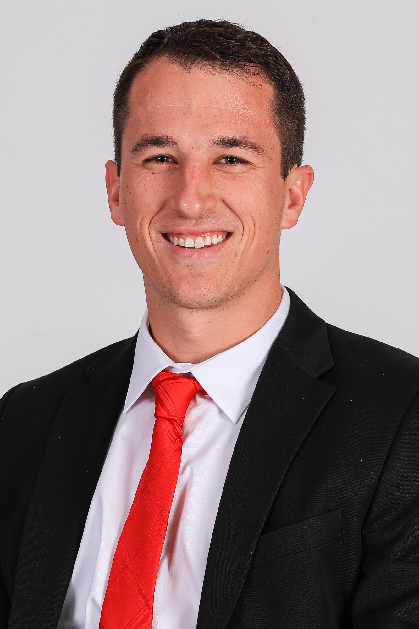 Andrew Dakich Headshot