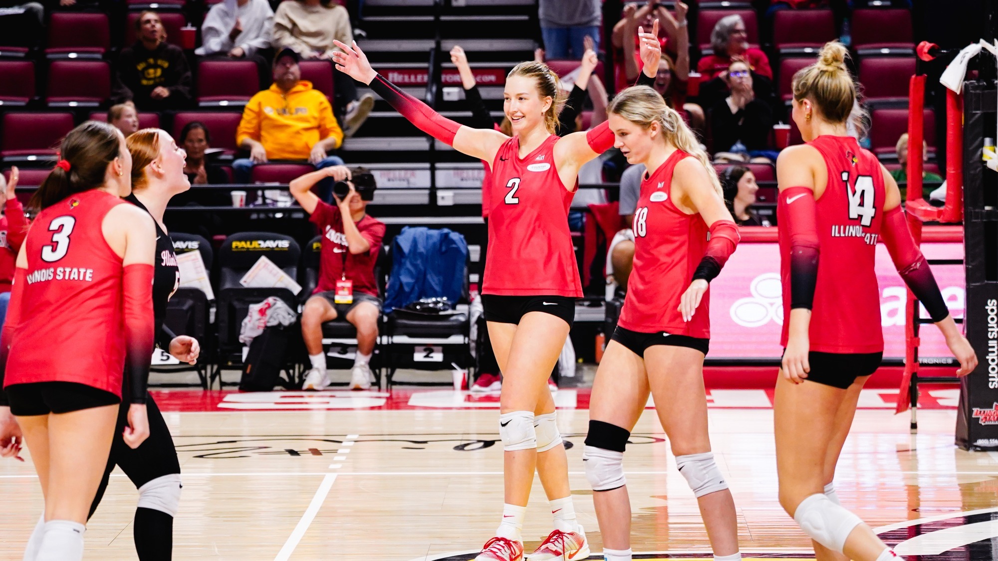 Volleyball Celebration vs Valpo